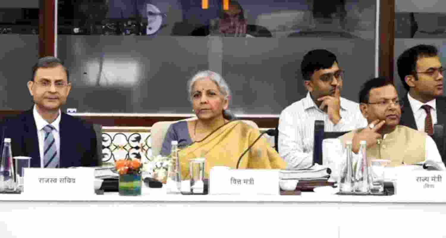 Retailers urge FM, GST Council to reject 35pc tax proposal on goods Retailers urge FM, GST Council to reject 35pc tax proposal on goods