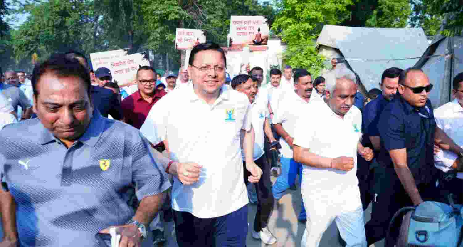 Uttarakhand Chief Minister Pushkar Singh Dhami participated in the “Run for Yoga” event. Uttarakhand Chief Minister Pushkar Singh Dhami participated in the “Run for Yoga” event.